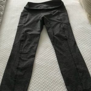 Athleta grey mid calf workout tights/pants
